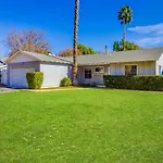 4 Bedroom West Hills Charmer With Pool